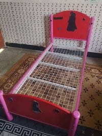 سرير • مع الدوشك