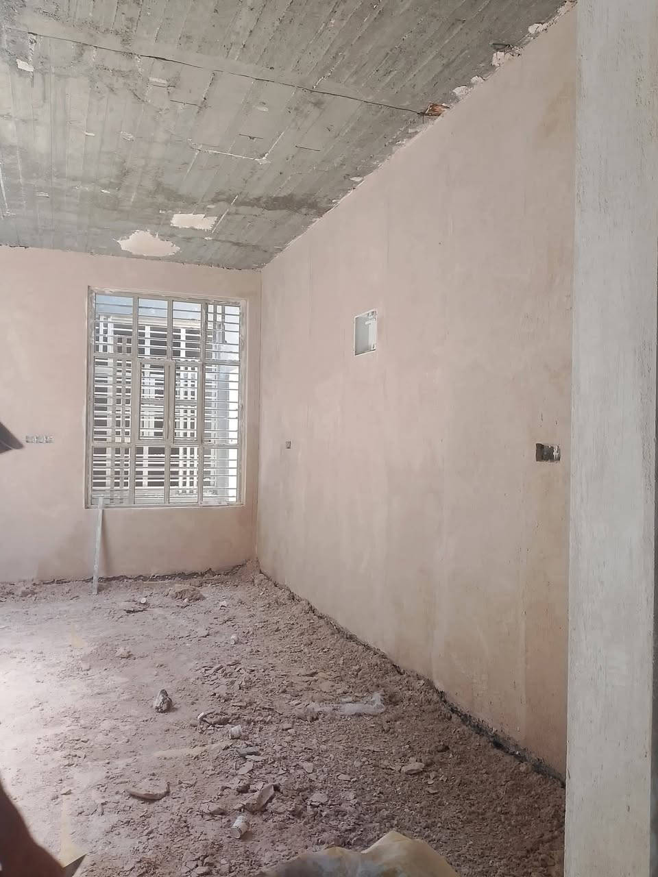 السلام عليكم اللي يريد لباخ يتصل شغل درجه اولى مكاني بابل ***********
