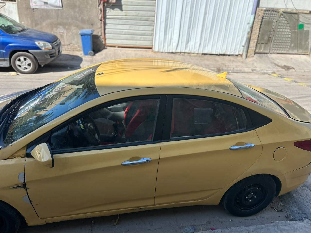 سلام عليكم سياره اكسنت خليجي موديل ٢٠١١ بدون ضربه محرك جديد قبل شهر شديته ١٦٠٠ تبريدها ثلج  رقمها بغداد بالاورفلي سعرها ٦٨ وبيها مجال قليل رقم هاتف***********
