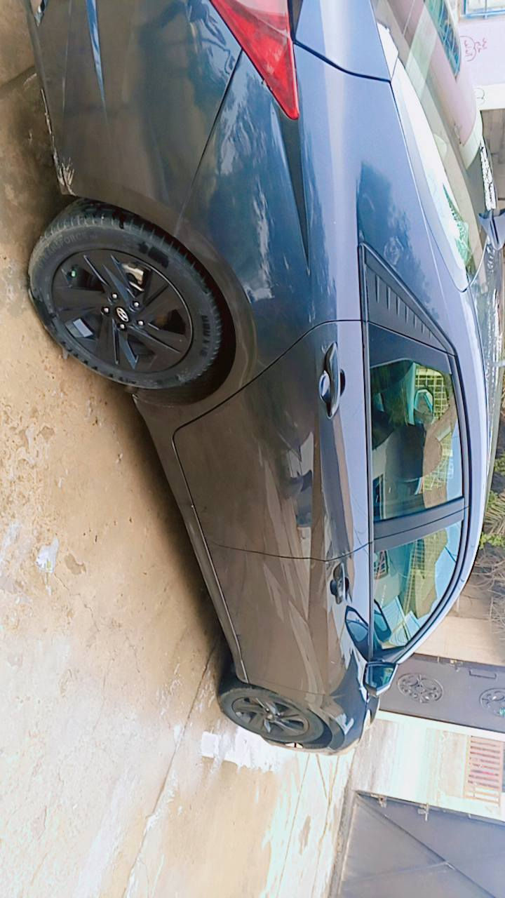 النترا موديل 2022مشروع وطني حادثه جاملغ من جهة سائق وتبديل قبق جنطه بدون دواخل فقط قبق جنطه مبدل السعر (ميه وأربعين )وبيه مجال تجي تفحص بعينك وشوف وتقيم سياره مال بيت حسب حاجه(***********(
