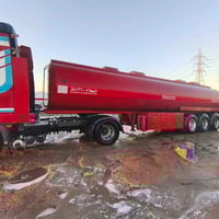 للبيع صهريج نفط مع مركبة فولفو موديل FH12، يضم سعة 36,000 لتر. الصهريج...