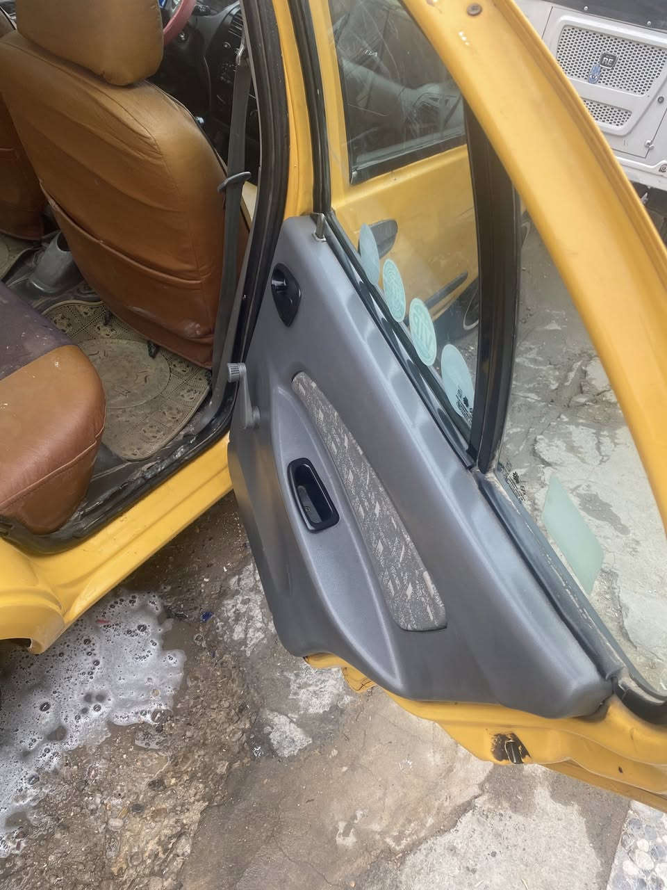 السلام عليكم 
طيبة موديل 2015 
   مكينه گير خير من الله، تدفئة ، تبريد ثلج
بيه بس الهلال مال جاملغ 
    ،،  هيئة  مصفره رقام انكليزيه 
مكان السياره بغداد الدوره 
السعر 43وبيه مجال رقم الهاتف ***********
