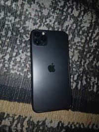 بيع جهاز يفون هدعش برو ماكس جهاز حلو بس مدل شاشه. ذاكره ٥١٢ رقم ٠٧٧٢٧٠...