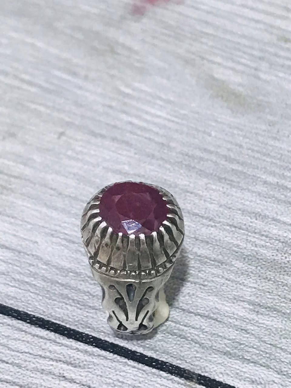 ياالله 
ياقوته صياغة جدا جميلة 
قيم بليرضي الله و بالعافية عليك 
مكاني نجف توصيل موجود 

 ***********
