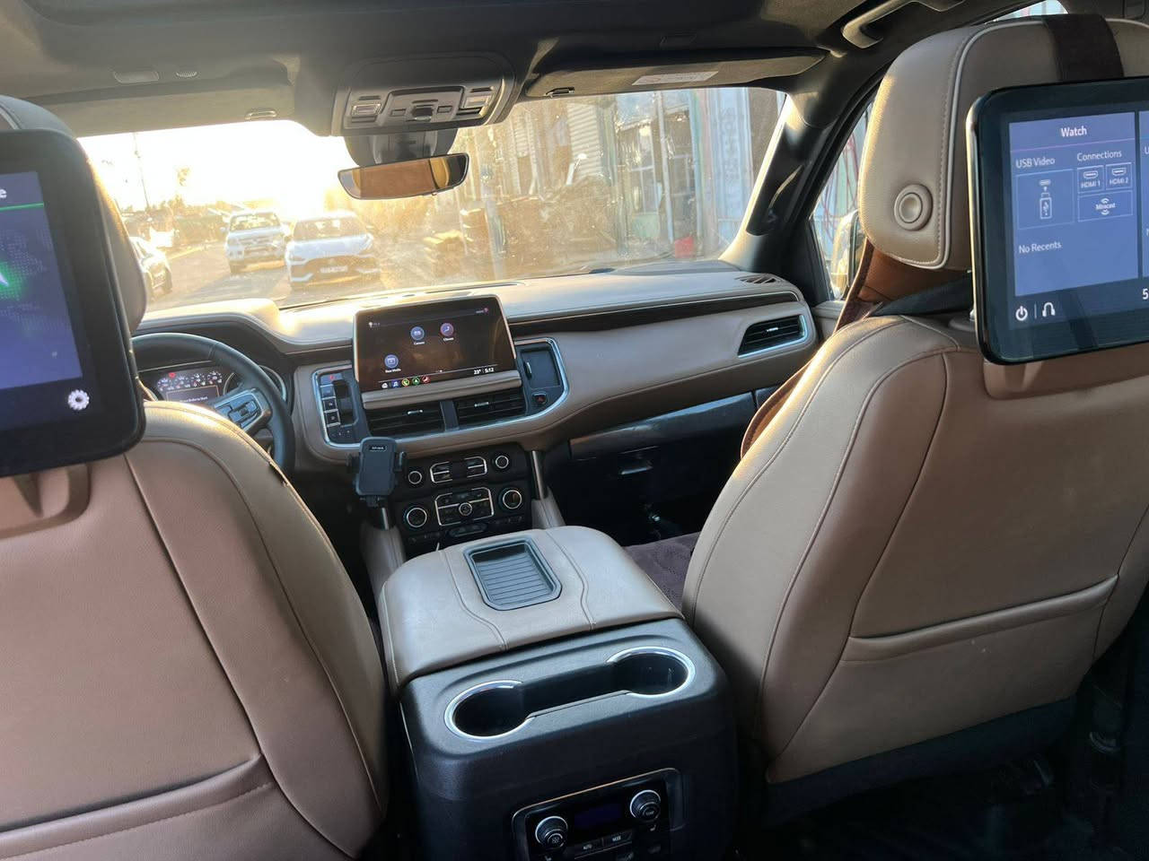 للبيع تاهو بريمر موديل 2021 فول مواصفات كفاله
عامه  ماشيه 127الف حقيقي مغلفه بي بي اف محرك 5.3 مرغوب  السعر 465 ورقه  مجال      ***********
