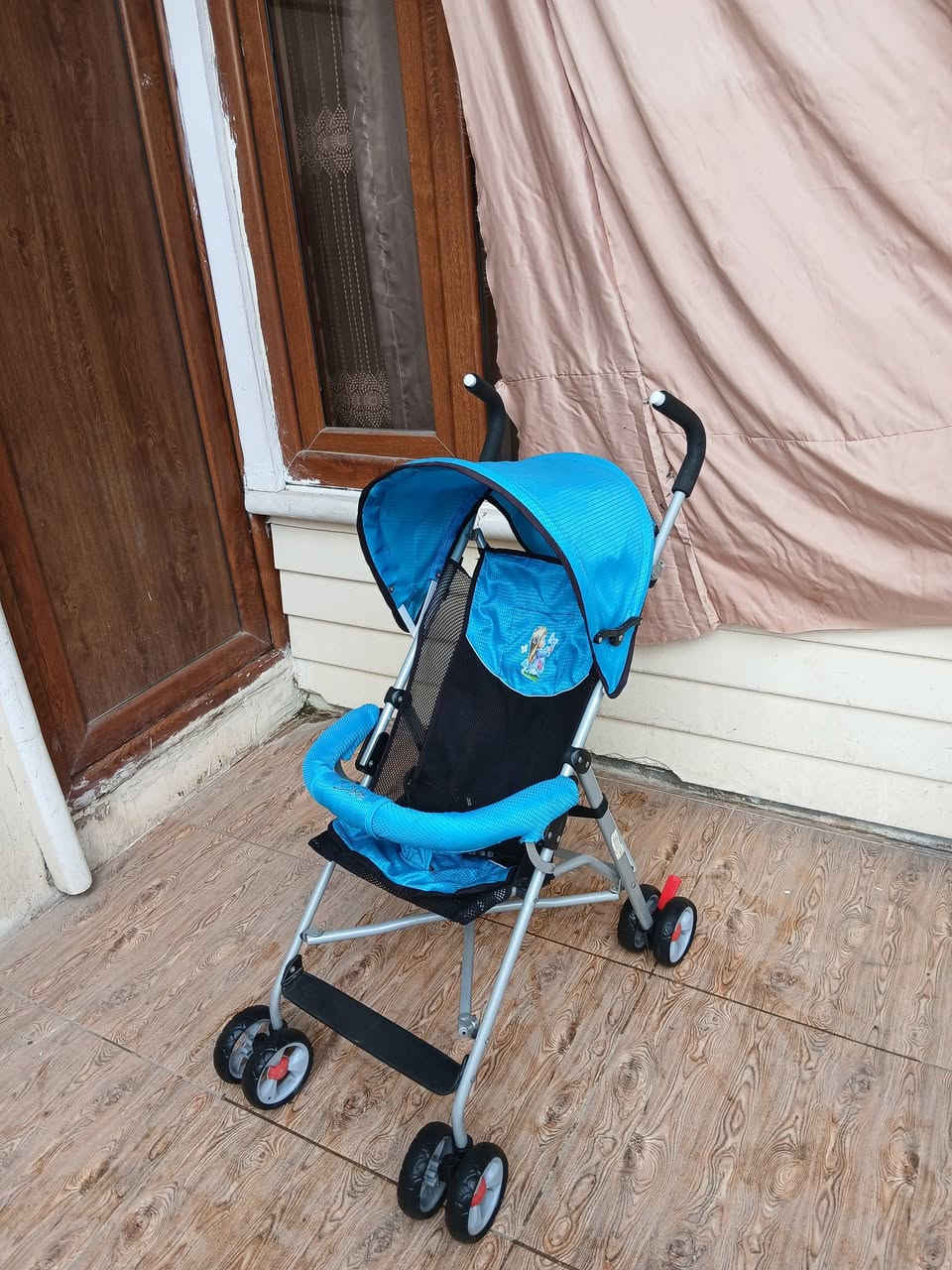 کلهم مضبوط ونضیف ، بالاسعار المناسب ، مکاني السلیمانیە
توصیل موجود في جمیع المحافظات .


**إذا كنت صاحب هذا الإعلان وتريد حذفه لأي سبب، رجاءا أرسل رسالة إلى الدعم الفني**