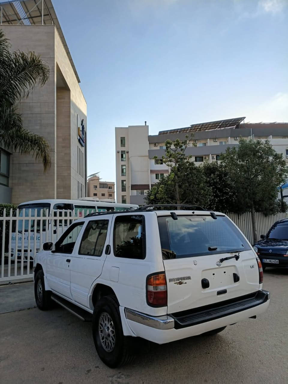 #Nissan_Pathfinder_Model_97
Moter vites mikanik cherkee 
Super nadafee / Full option 
dwalib jded / 4WD / farch jdid 
ماشي 142 ألف / Farch Kahraba 
Bi2a original / March pied / Fat7a 
Ranj Kelo m5atem / تختيم لشركة 
Mfawal mn Kelche / Super Clean Car 
موجود بي طرابلس أبو سمراء 
تليفون 76168406
سعره 3300 دولار 
ما في حوادث / بعدو بوية شركة 
انقاذ بعمل صك بيع بإسم لشاري 
الله يهني صاحب النصيب طرابلس, لبنان


**إذا كنت صاحب هذا الإعلان وتريد حذفه لأي سبب، رجاءا أرسل رسالة إلى الدعم الفني**