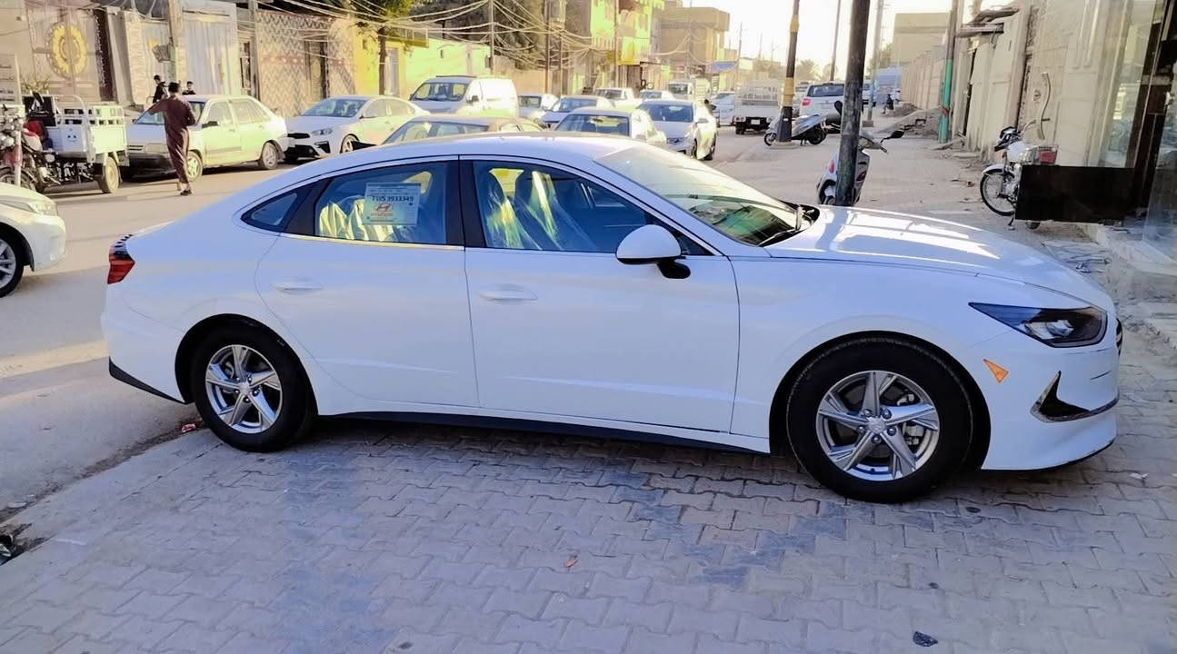 سلام عليكم ورحمة الله وبركاته
سوناتا مديل ٢٠٢١  سياره خير من الله نضافه وستخدام قليل  توه مشت ٧٥ الف كيلو
حادثه مرفق بلمنشور والباقي كفاله مكينه خير من الله تبريد ثلج ادونز ماكو كف عادي وطلع وين ماتريد 
تخم تاير قبل 5 ايام شديته ٢٦٠ الف 
رقم مثنى وكاله عامه بأسم المشتري   وانسان كلش طيب مالكه
***********  السعر  اتصل او تفضل خاص وخادم
