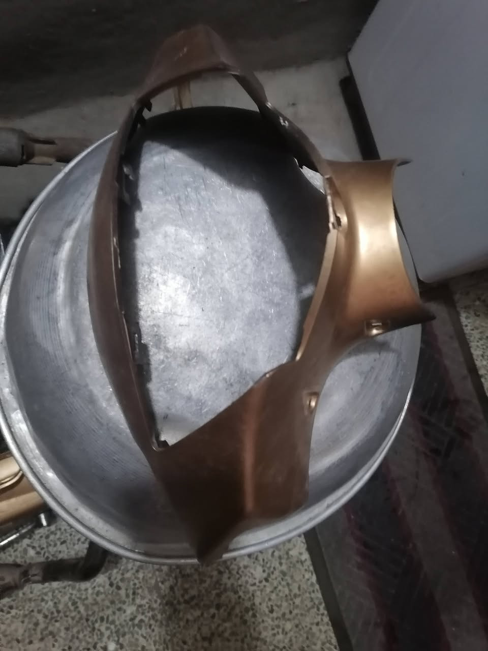 كفرات ماكس عدله للبيع

يراد لها بس صبغ

كفرات بلادي مختم

تواصل وتساب
***********
