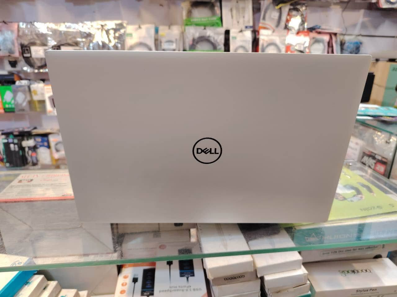 🔥 من أفخم لابتوبات Dell المتوفرة حالياً 🔥

💻 Dell XPS 15 9500
مواصفات قوية بتصميم Premium أنيق ينافس أحدث الأجهزة

✅ Core i7 الجيل العاشر فئة H القوية
✅ RAM 16GB DDR4 قابلة للتطوير
✅ SSD Samsung NVMe 512GB فائق السرعة وقابل للتطوير
✅ كارت شاشة خارجي NVIDIA GTX 1650 Ti 4GB
✅ كارت شاشة داخلي Intel Graphics
✅ شاشة 15.6 إنج FHD+ بدقة 1920×1200
✅ حواف شاشة نحيفة جداً وتجربة مشاهدة مميزة
✅ كيبورد ضوئي

✨ مناسب للألعاب المتوسطة
✨ ممتاز للتصميم والمونتاج والبرامج الهندسية
✨ أداء سريع وسلس للاستخدام اليومي والاحترافي

🎁 التوصيل مجاني
🎁 مع الملحقات كاملة (شاحن + حقيبة + ماوس + ماوس باد)

🛡️ ضمان ذهبي 30 يوم
🔹 استبدال في حال وجود أي عطل
🔹 فحص كامل أمام المندوب للتأكد من المواصفات والنظافة

💰 السعر: 700,000 دينار فقط

📞 واتساب:
***********

راسلنا الآن قبل نفاد الكمية 🔥 بغداد, العراق
