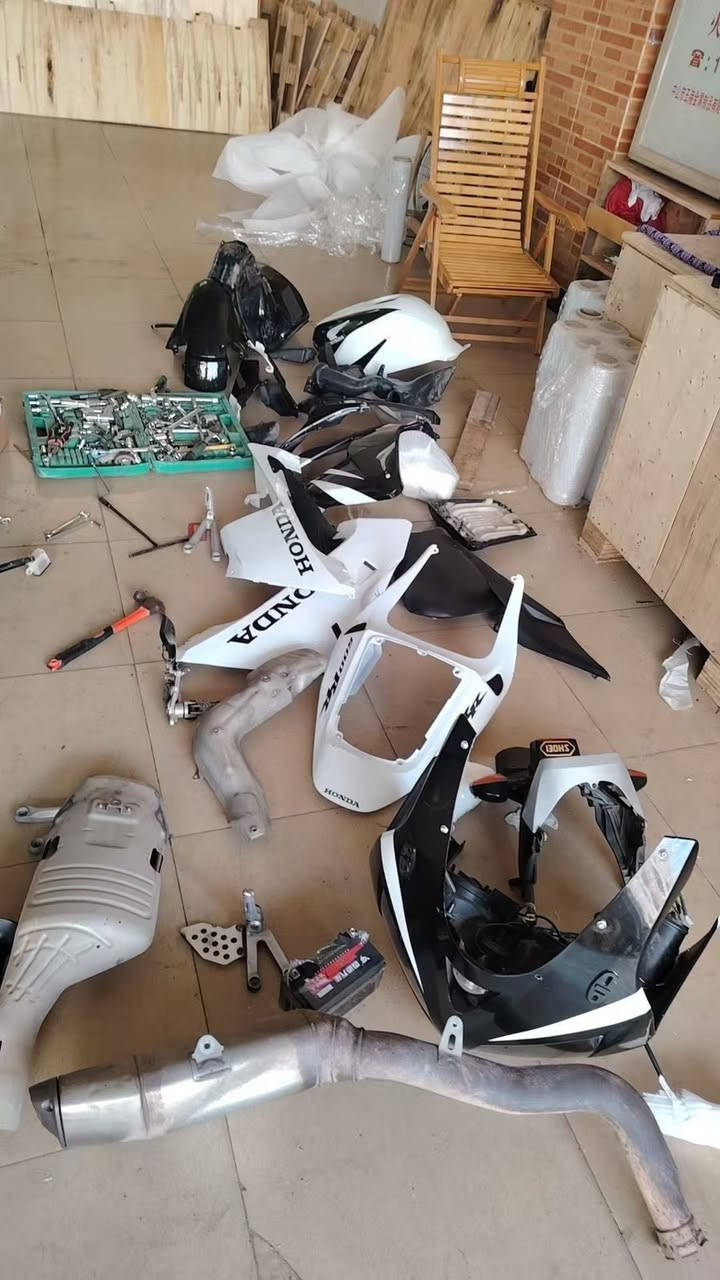 CBR 600RR
2005
30🔒
موجود بل عراق 
ضمان گیر محرک بدون حادث  للمزید من معلومان 
***********
***********
***********
