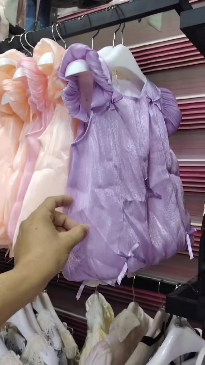 ٨ الف فقط
طقم بناتي اوركنزه
سنه ل ٣ سنه


**إذا كنت صاحب هذا الإعلان وتريد حذفه لأي سبب، رجاءا أرسل رسالة إلى الدعم الفني**