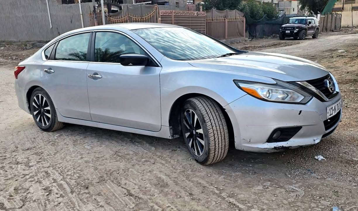 السلام عليكم
* نيسان التيما 2018 _ sv

* المواصفات :
[ بصمة تشغيل _ بصمة ابواب _ تشغيل عن بعد _
تحكم استيرن _ مانع انزلاق _ كاميرا خلفية _ نقاط عمياء _مثبت سرعة _ رادار مانع تصادم_
كشن سائق كهرباء ]

* محرك 2500 _ 4 سلندر 
* بجم كبس(مكفول) _ حادث خلفي ٣ قطع (ضرر قليل) مثل ما موضح بالصور

السعر 112

مكان السياره/ الحله
***********
***********
