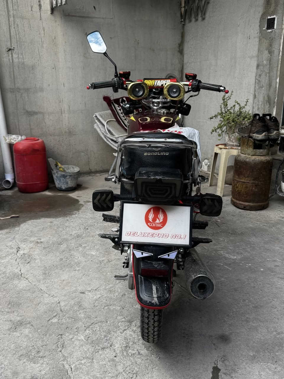 سلام عليكم دراجه 5 كير للبيع يرهم مراوس هم موديل 2024 بعده شركه حيل نضيف اي عيب مابيها سعر 700 وبي مجال مكاني كركوك ***********
