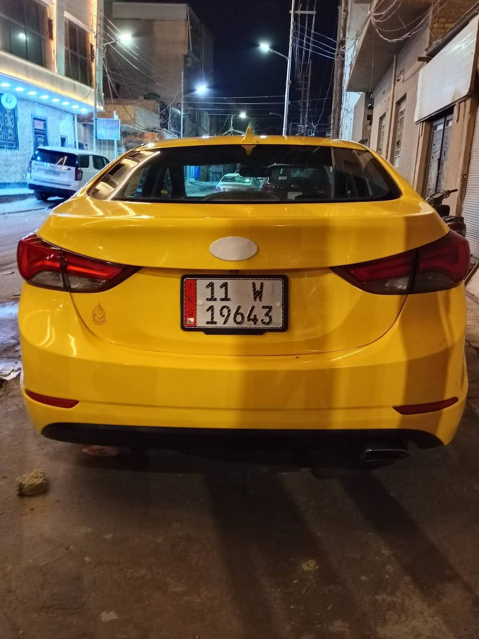 السلام عليكم النترا 2014 كندي فول لمتدد أعلى فئه بالانترا
1- بصمه ابواب 
2- فتحه
3- كشنات جلد كهرباء 
4- كشنات تدفئه 
5- شاشه ابل كاربلي بلاد+ كامره 
6- بك لايت لد+ لايت لد وعدسه أوتو
7- وضعيات قيادة 4 
8- فول تحكم ستيرن+ مثبت سرعة 
9- تبريد لمد شاشه منفصل سائق وراكب 
10- مري تعتيم 
11- اشاير بل مري 
12- مكينه 2000 GDI مكفوله من فتح تنقيص تبخير كفاله عامه 
سياره صبغه جديده رقم بغداد انكليزي بسمي هزه جديده 
برغي مابيها نقص سياره حادثها جاملغات خلفيه وتصليح بل شاصي الأيسر 
مكاني كربلاء 
***********
*********** 
سعر 115
