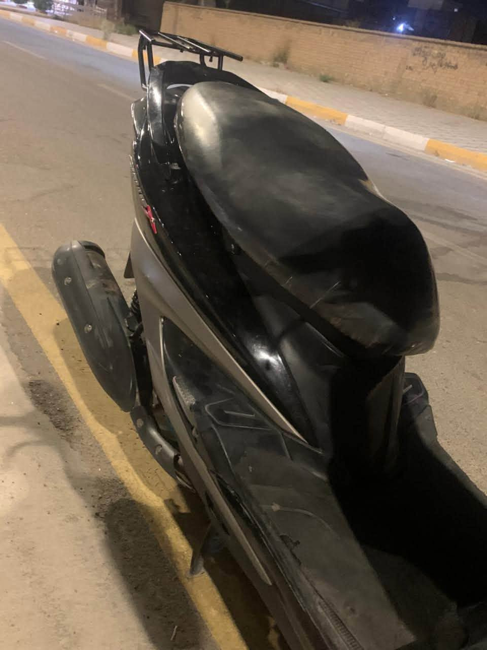 دراجه للبيع او مرواس  سكنس فحل عنواني ديالى
***********
