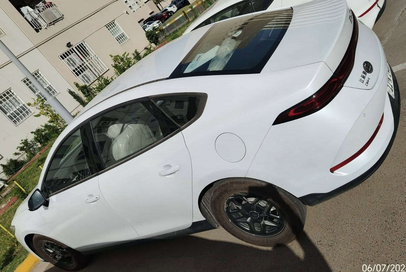 بي واي دي 2025
ماشيه 3500كيلو
مكفوله 
السعر 19 مليون
***********
