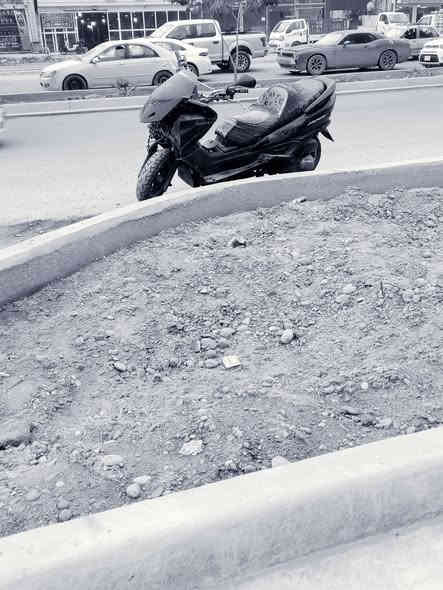 سلام عليكم .. دراجه ماجسته للبيع
اول شي .. كفرات يردالها  
ثاني شي محركها حلو يخبل   مابي شي 
ثالث شي .. مكاني بغداد  حي جهاد أو سيدية  او البياع 
رابع شي رقمي بي واتساب  ***********  
سعر  250 الف..وبيها مجال  امانه مستعجل عله بيعتها   
          موجود خاص
