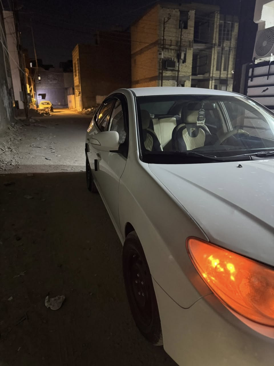 سلام عليكم 
النترا 2011 للبيع
السياره وارد خليجي نضيفه مابيها اي عطل او خلل بمحرك كهربئيات صدر كله كامل مكمل سياره بيها طخطخة شوارع شي بسيط تحكمات كهربائيات وسياره ماماشيه هواي سياره نضيفهومرتبه استعمال شخصي للأستفسار ‭0771 009 8758‬
