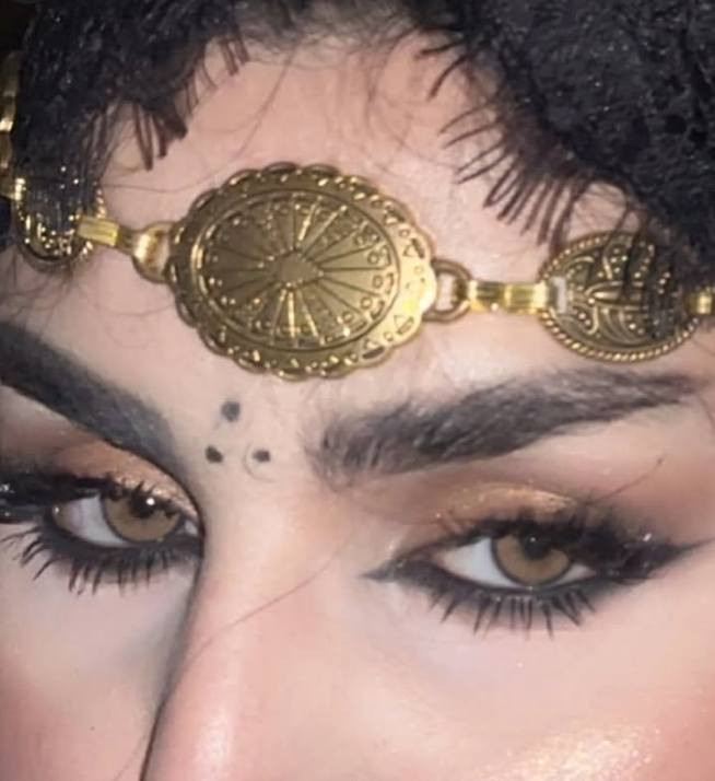 عدسات الملكه 
أهلا وسهلا 
للحجز والاستفسار المرسله خاص او واتساب 👈***********
