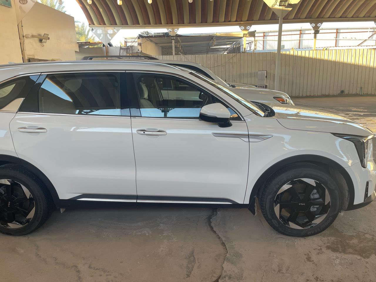 سورنتو 2024 محرك6سلندر رقم أربيل بيه فقط تكحيله بسيطه في قبق الجنطه والباقي كفاله عامه سعره305وبيه مجال بسيط مكانه النجف حي الجامعه للاستفسار ***********
