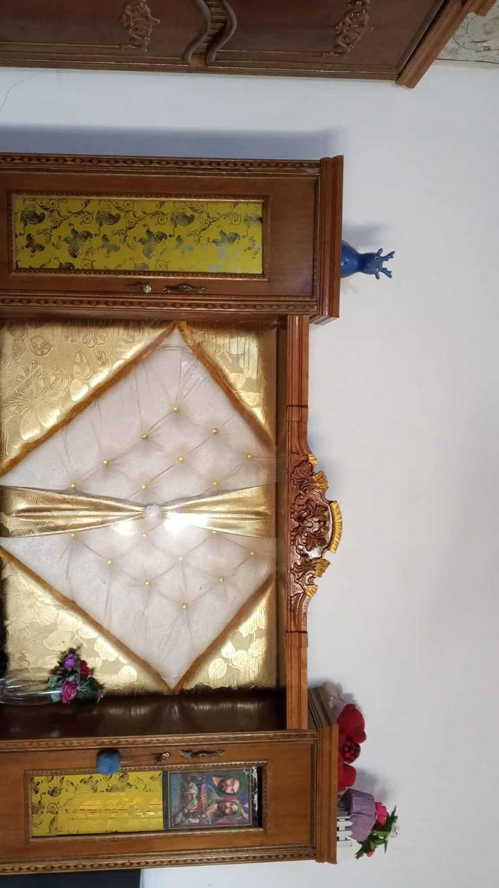 غرفة اخشاب نجارة عراقية 
استعمال قليل بدون كسر او زلغ 
الحلة. طريق حلة كربلاء عمود 78
***********
