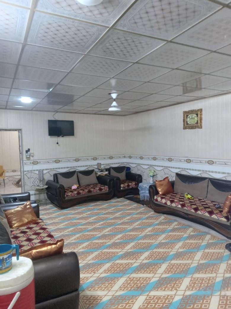 السلام عليكم بيت لالبيع زراعي اسهم المساحه120 البيت بل ثوره قرب مجمع زيتونه  السعر40 //***********
