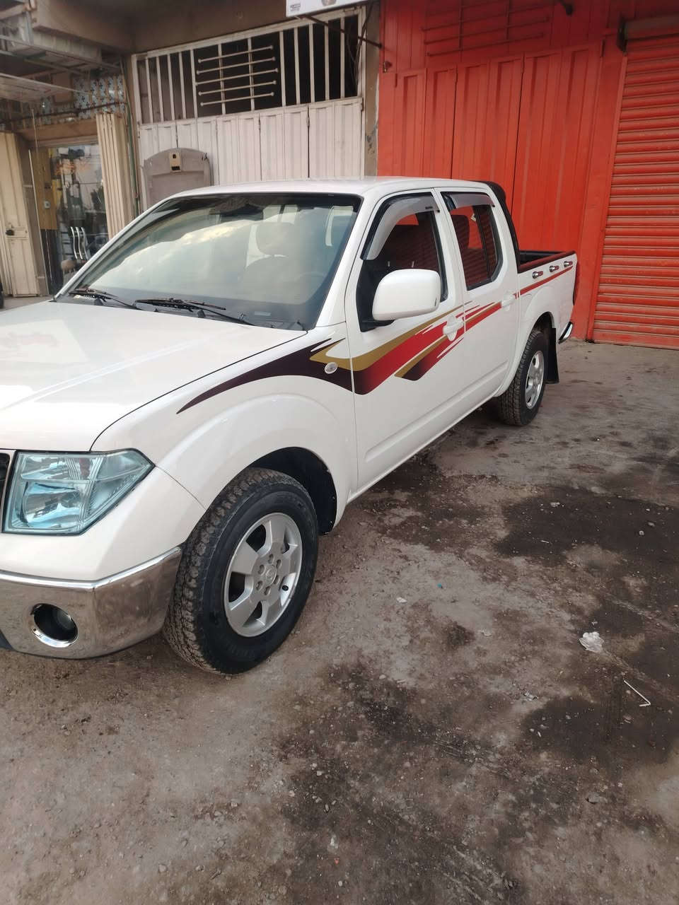 سلام عليكم لبيع نيفاره 2011رقم بغداد تحويل مباشر كير محرك واكسن مكفولات تخم تاير كير اوتماتيك  رقم نكليزي سنوية جديده مكان بغداد مكلف بنشر ***********
