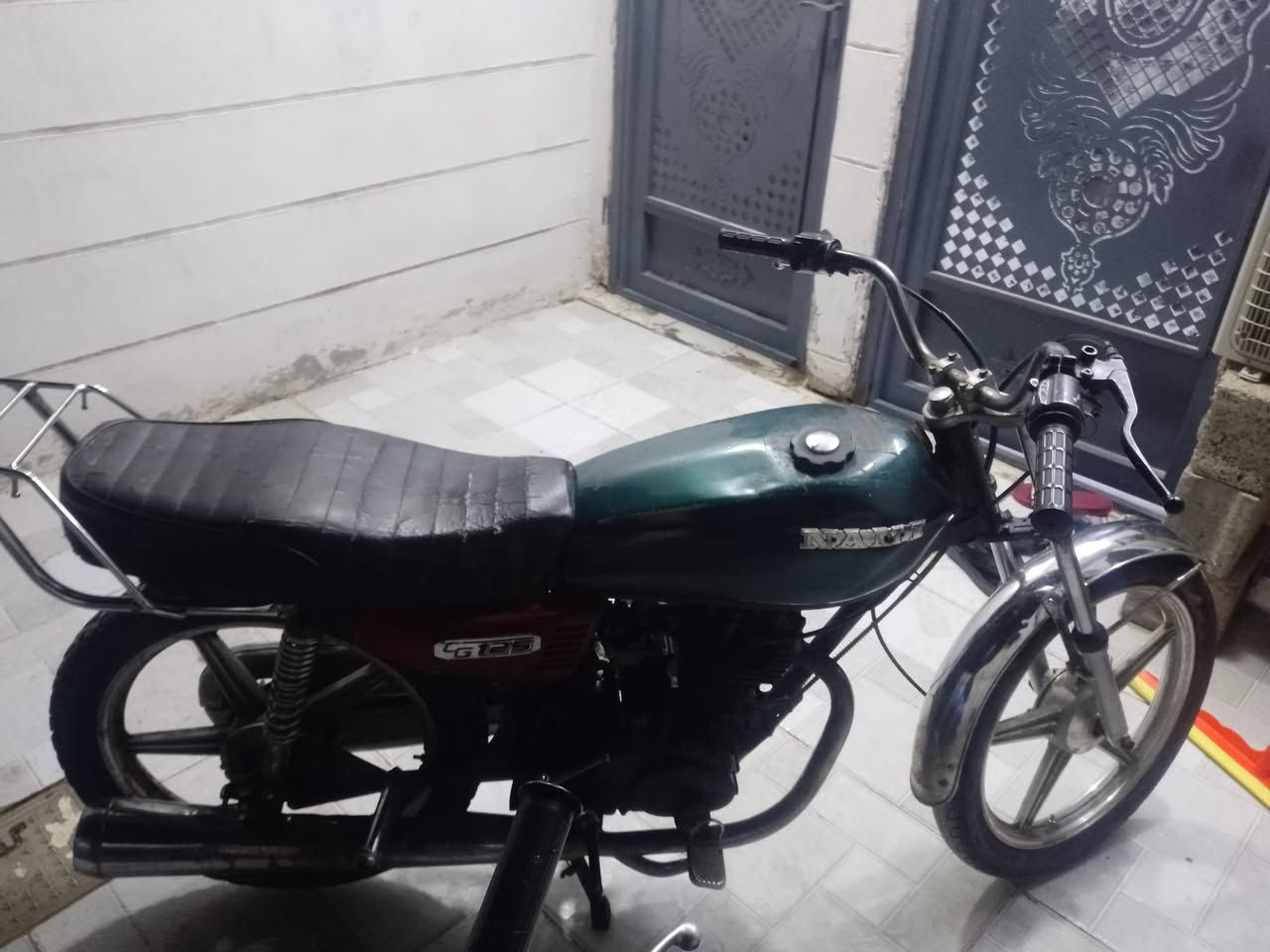 سلام عليكم عندي مطور للبيع عنوان كركوك حي عسكري سعر 180بي مجال لطيبين *********** بي واتساب
