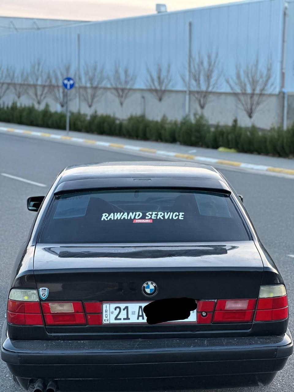 525 گێڕ عادی مۆدێل ۱۹۹۳  تەبرید ساردو گەرم تاقم پێش و دوای کامل مەزبوت کراوە، کامل سێرڤزی بۆ گێڕ و مەکینەو ئەکسل کراوە ، تاقم وایەری٤۱۳ یە ئەکسلی ۳.۲۳ سەیارەکەزۆر بە قوەتە مەکینەی بەشەرتی ۱۰ فیتەر تەنانەت دوکەڵی ڕەشیشی نیه ، سەنەوی و ڕەقەم تازەیە کامل کارەبای مەزبوتەو ئیشەکە ،چرکەو ۲۰۰ دۆلار بشکێنە ،شوێن سلێمانی تاسڵوجە ،
ژمارە موبایل وڤایبەر ۰۷۷۳۲٤۹۱۳۱۳ 
سعر ٦۳ گەڵا


**إذا كنت صاحب هذا الإعلان وتريد حذفه لأي سبب، رجاءا أرسل رسالة إلى الدعم الفني**