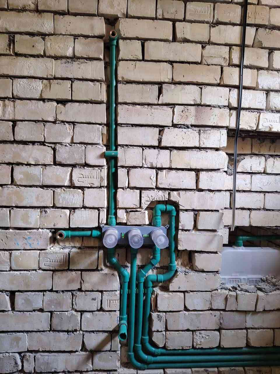 مناف الكربلائي تاسيس ماء ومجاري وكهرباء وصيانه وثقب كور ***********
