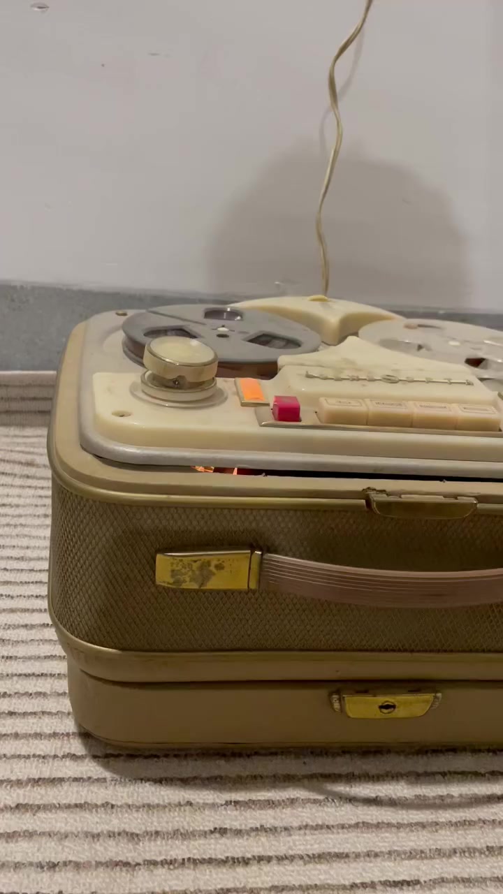 للبيع


**إذا كنت صاحب هذا الإعلان وتريد حذفه لأي سبب، رجاءا أرسل رسالة إلى الدعم الفني**