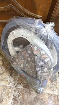 حجله طفل بسعر 25 الف  للتواصل واتساب 07728020294