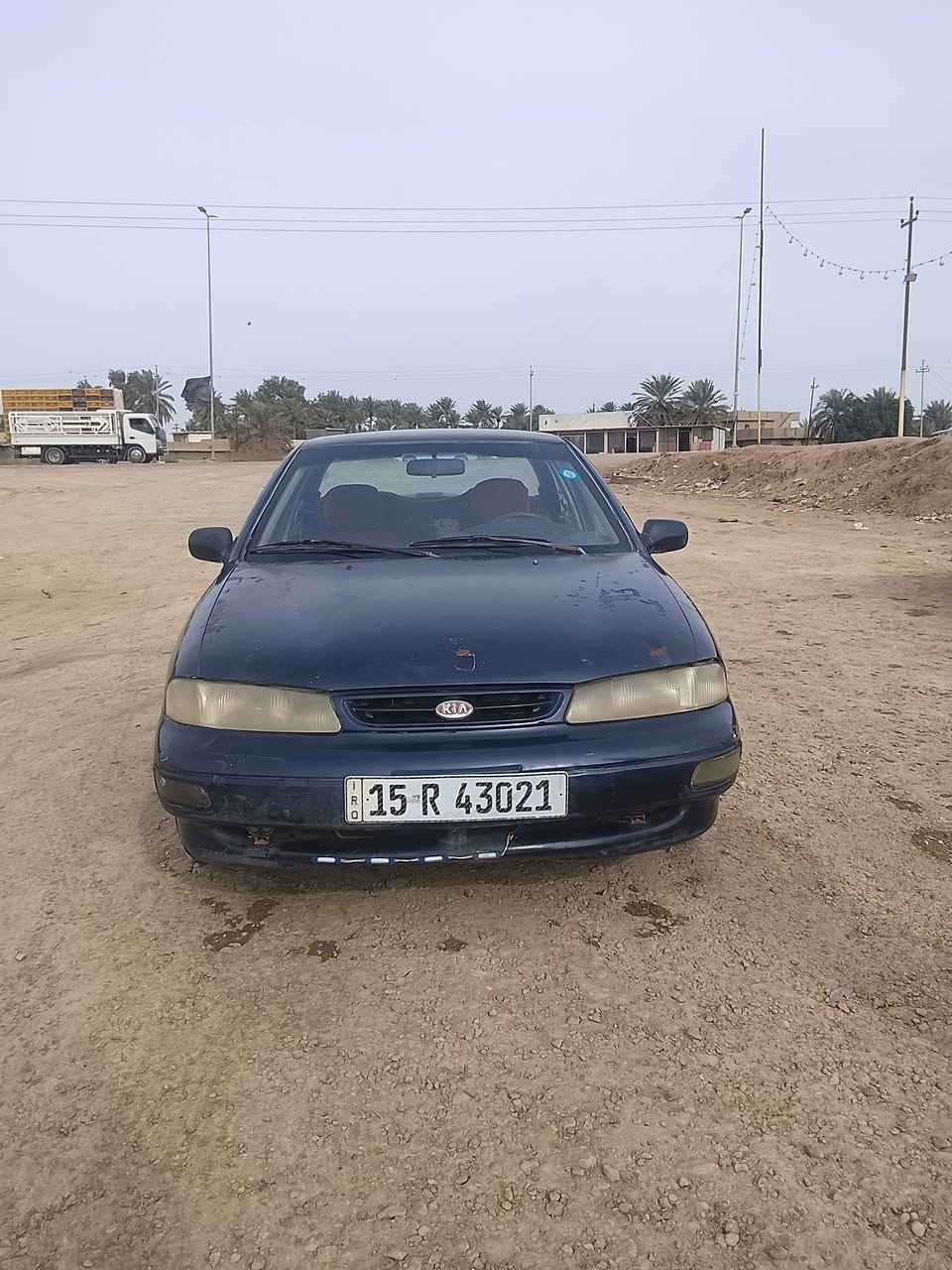 السلام عليكم 
كيا سيفيا للبيع موديل ١٩٩٦
رقم انبار دولي هزه جديده
 كير عادي نضيف خير من الله العنوان
محرك مسكر جديد لا صرف 
ولا تبخير جديد لوك كهربائيات شغاله 
نضيفه كلش خياسات قليله كلش 
السعر ٣٣وبيها مجال 
العنوان واسط الحفريه 
***********
