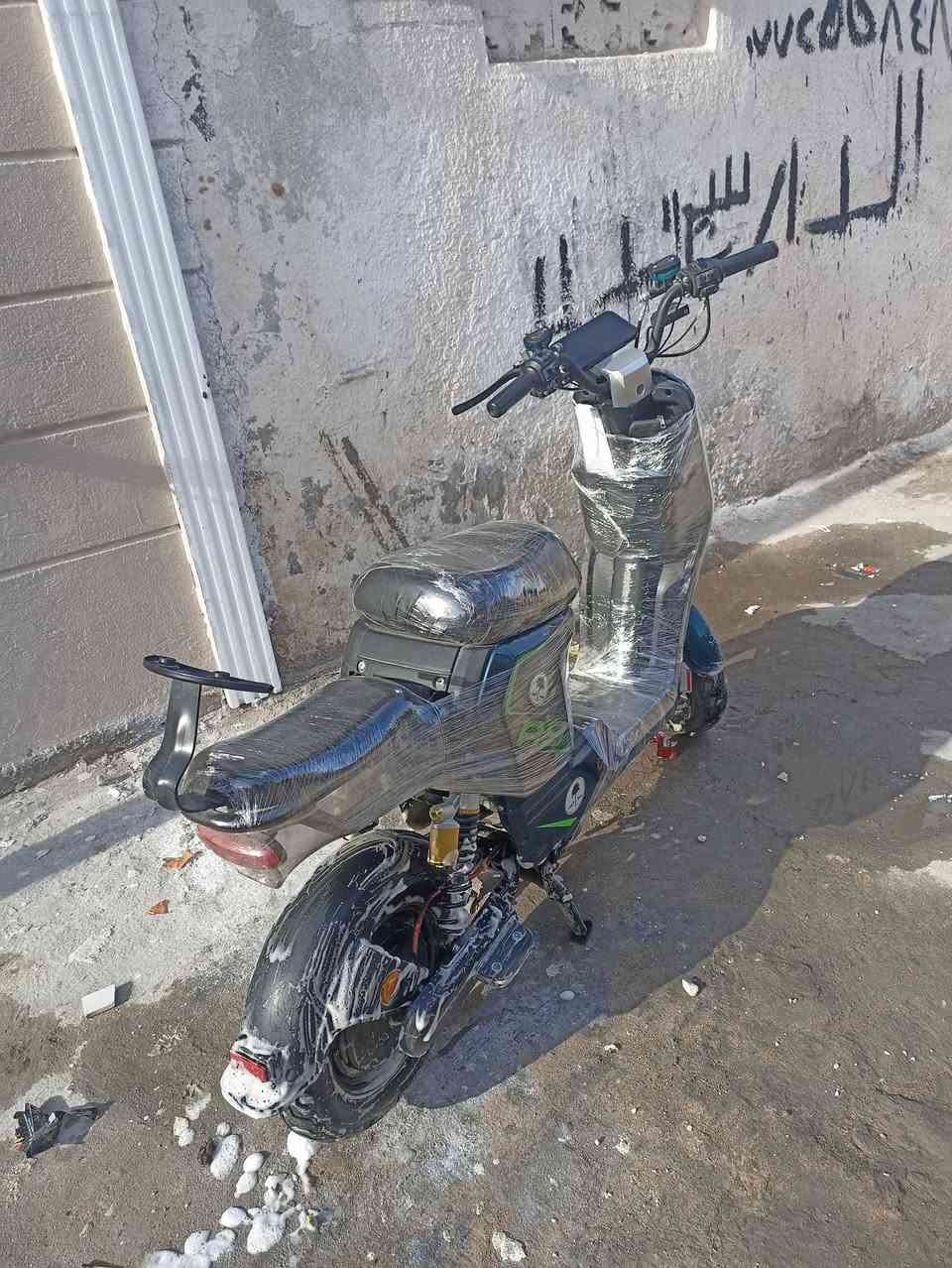 دراجه شحن للبيع موديل 2025 دراجه نظيفه حلوه بطاريات نظيفه البصره حي مثلث قربه تقاطع كزيزه***********
