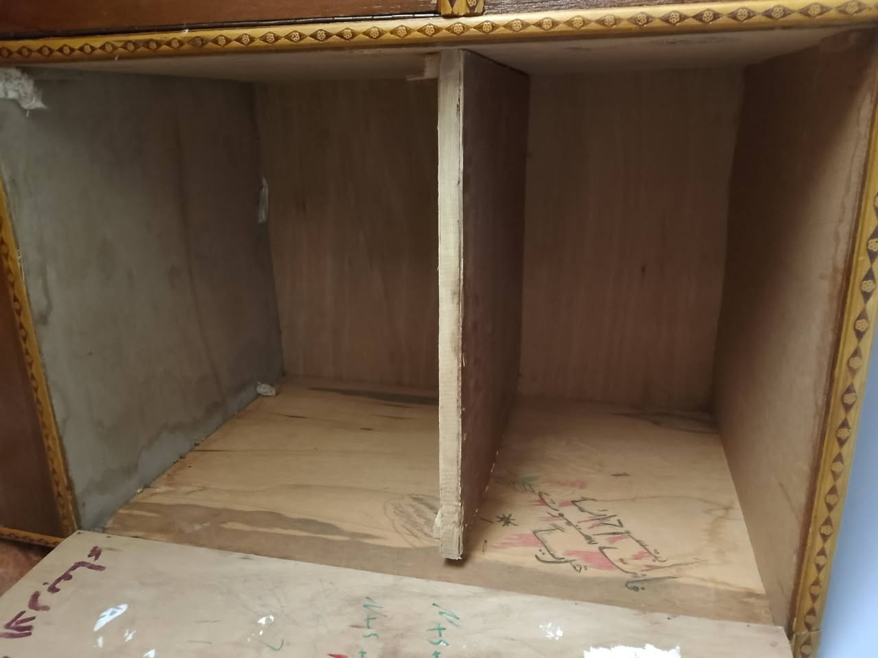 بوفيه نضيفه سعرها ب 75 وبيها مجال مكاني كربلاء حي الاطباء


**إذا كنت صاحب هذا الإعلان وتريد حذفه لأي سبب، رجاءا أرسل رسالة إلى الدعم الفني**