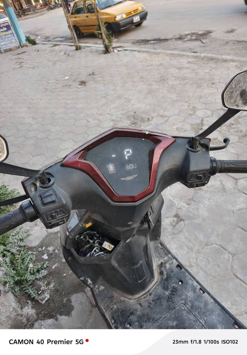 دراجه شحن  MTR 2 ستعمال ٣ اشهر
٦ بطاريات نضافه دراجه ٩٥٪ سويج+بصمه ٣ كير سرعه القصوه ٦٠ للبيع مكاني كاظميه وتساب  ***********
