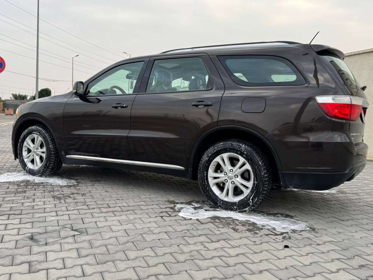 السلام عليكم (ادوات ادوات ) كارتون.      دوج دورنكو (2013) كفاله كص وسرقه ونتر بول وعشائر السياره هيمي (5700) سياره طك فلين كارتون فول فول فلو مواصفات للخير ١/١ كلش متوم ارقام وسنويه طبق الاصل عل شاصي جاهزه السياره للخير ربع متصرف عليه كير مكينه تبريد حداده تخم تاير  يعني جاهزه لللخير السياره مكانه البصره (بيع او مراوس حسب القناعه ) سعر السياره (110 ) وبيه مجال للشراي ☎️***********. متواجد 24 ساعه
