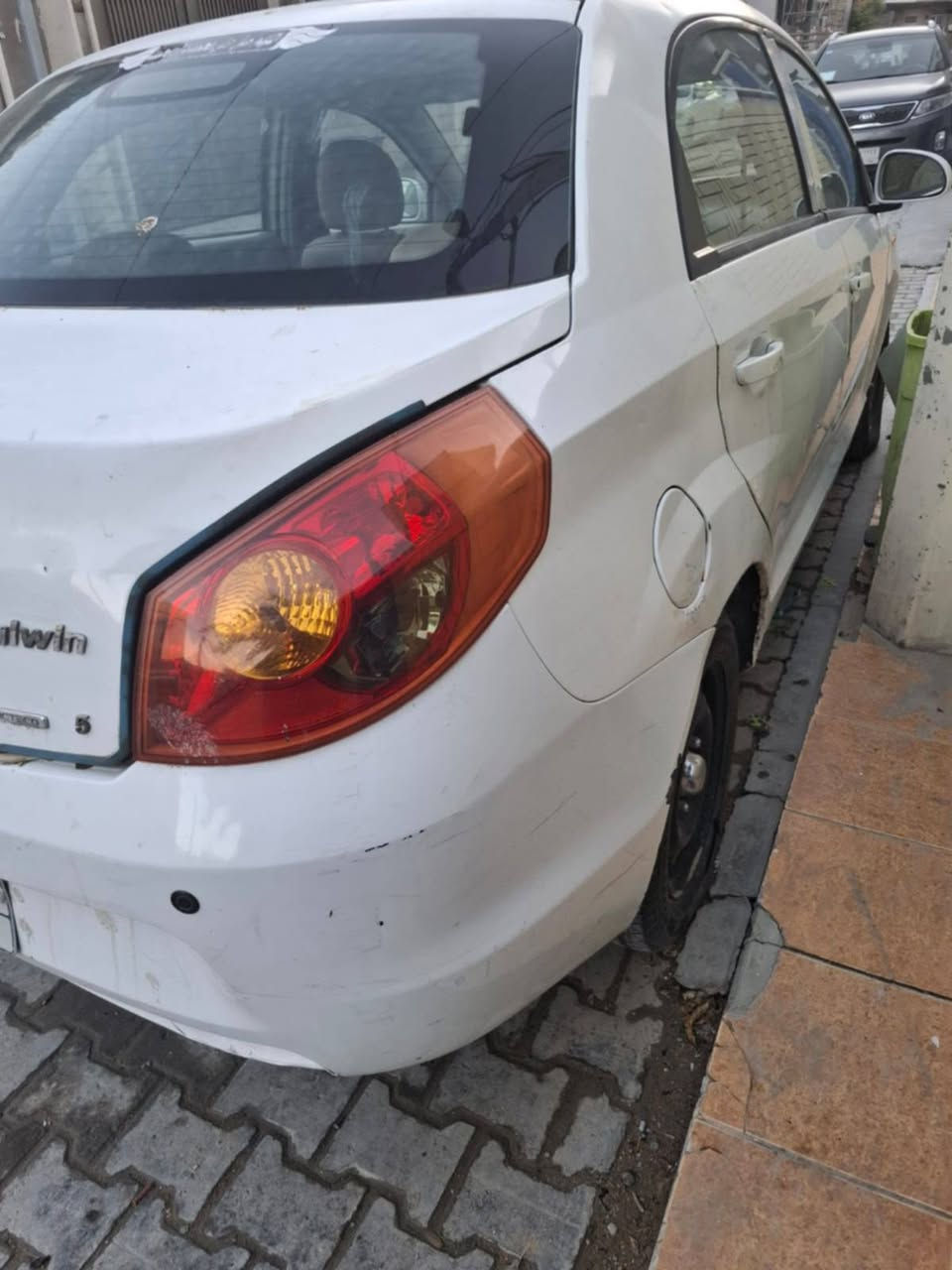 للبيع موديل ١٣ سياره بلاديه كير محرك كورلا بس كايم سعر ٢٠ ورقه المكان صويره رقم بصره وشراي يدلل ت ***********
