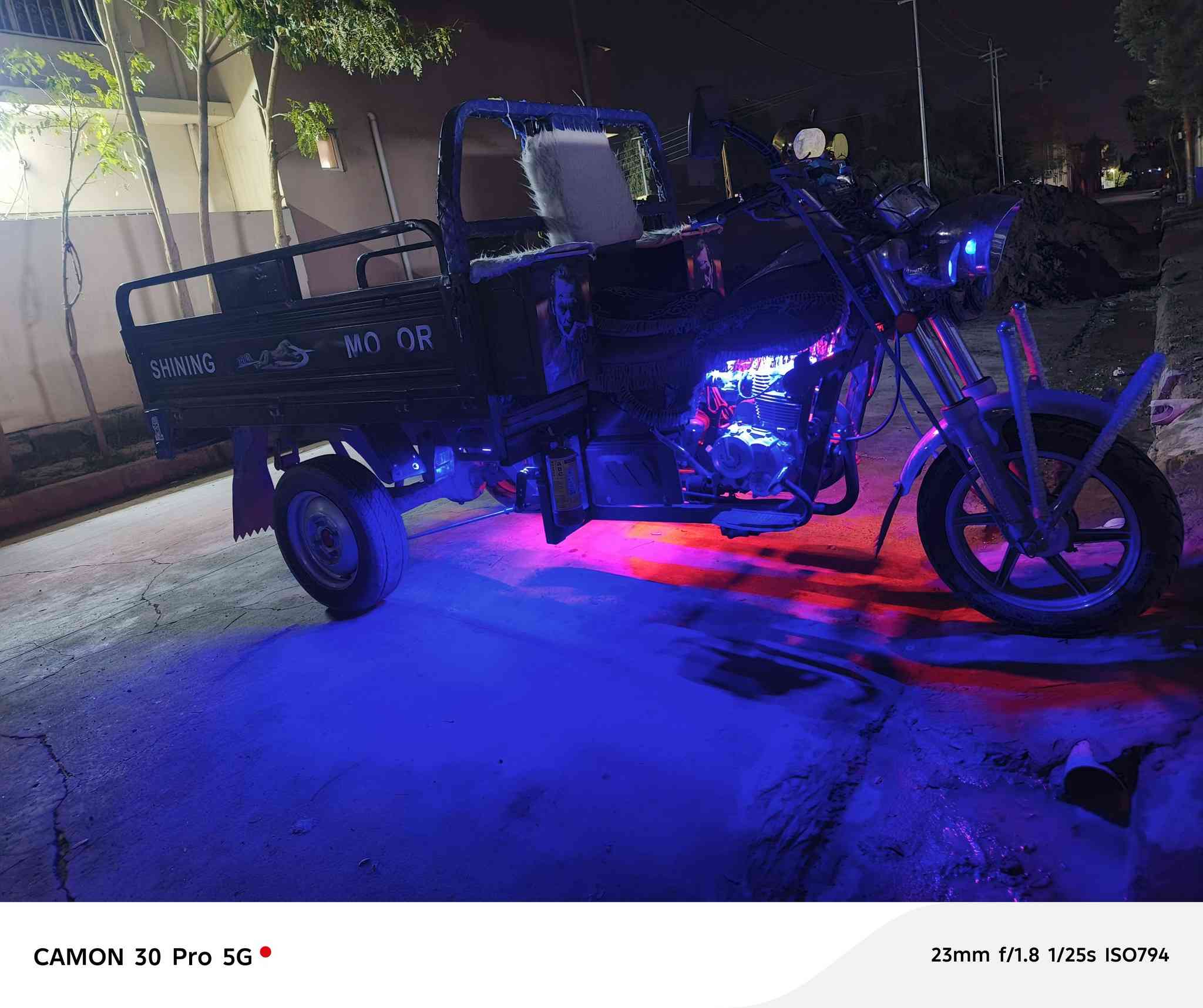 سلام عليكم اخوان ستوته موديل 2025كلشي عل بلاد بيع مستعجل شرط بليته وياه أو أوراق دراجه أي نقص مابي عنوان كركوك حي عسكري🟥🟥 موجود عل خاص


**إذا كنت صاحب هذا الإعلان وتريد حذفه لأي سبب، رجاءا أرسل رسالة إلى الدعم الفني**