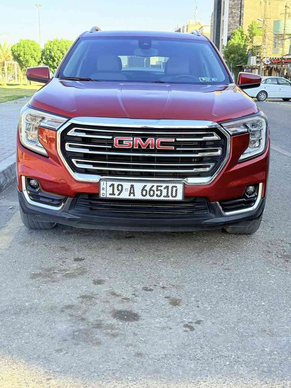 🔷السيارة : جي ام سي تيران SLE
🔷سنة الصنع :2022
🔷اللوحة : كربلاء 
🔶السعر : 180 ورقة
🔷الضرر : بارد قليل كلش  بقبق الجنطة فقط. (صور الضرر مرفقة بالاعلان)
🔷ضرر الايرباك : بدون ضرر.
______________________________________
🔷المواصفات:
🔹حجم المحرك 4 سلندر 1.5L توربو 
🔹عداد المسافة46 الف كيلو 
🔹رادار امامي
🔹فور ويل 
🔹تنبيه الخروج عن المسار
🔹كرسي السائق والصدر كهرباء
🔹تدفئة الكراسي الامامية
🔹ويل كب حجم 17 انج مع اطارات بحالة ممتازة
🔹لايتات LED بالكامل
🔹شاشه تحكم بالايعازات
🔹تحكم ستيرن جهتين
🔹بصمة ابواب وتشغيل وتشغيل عن بعد
🔹مع باقي المواصفات 
☎️ الاتصال***********- ***********
📍كربلاء المقدسه 
#GMC #TERRAIN #تيران
