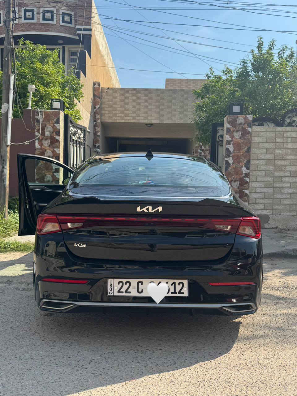 K5 2023 ex
وارد امريكي كلين تايتل
 حادثهة بانوراما وجامة خلفية
السيارة فول مواصفات 
⚜️بصمة تشغيل
⚜️تشغيل عن بعد
⚜️كشنات جلد
⚜️كشنات تدفئة تبريد
⚜️تدفئة ستيرن
⚜️كشن السائق كهرباء
⚜️اوتو هولد
⚜️سايد بريك كهرباء
⚜️رادارات ٣٦٠
⚜️محرك 1600t 
⚜️بانوراما
⚜️قيادة ذاتية
⚜️تحديد مسار
⚜️مثبت سرعة
⚜️مانع انزلاق
⚜️فول تحكمات ستيرن
⚜️ماشية 65000km
مكان السيارة بغداد الغزالية 
السعر 187 ورقه
*********** 
*********** بغداد, العراق
