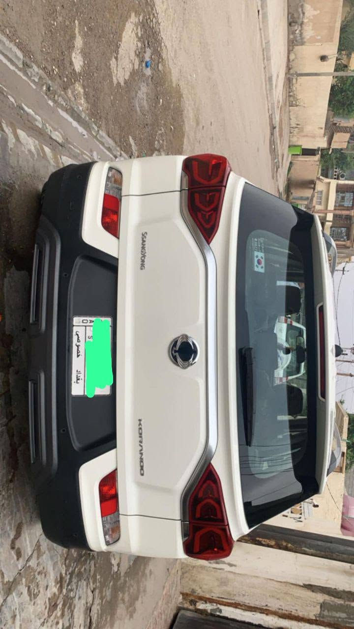 🚗 للبيع |  سانغ يونغ كوراندو 2022 كوري  (رقم بغداد)
📍 الموقع: ديالى _ بلدروز 

✨ مطلوبه للشركة | حالة ممتازة جداً 

🔹 المواصفات:
• موديل: 2022
• قير: أوتوماتيك
• محرك: 1500 (2000) تيربو (4 سلندر)
• الوقود: بنزين
• اللون: أبيض

🛠️ التجهيزات:
• شاشة + Apple CarPlay & Android Auto
• بصمة + دخول ذكي
• فتحة سقف بانوراما
• كاميرا خلفية + حساسات أمامية وخلفية
• أنوار LED + بلوجكترات
• شفتات ستيرن + وضعيات قيادة (سبورت/اعتيادي ترب)
• ويل: 18
• مثبت سرعة + تحكم بالستيرن
• تكييف قوي ❄️

📊 الحالة:
• الممشى 9,9533
• استخدام شخصي
• خالية من الحوادث (من الدعامية للدعامية) ✅
• الفحص جاهز بأي مكان يعجبك✔️
───────────────
💰 السعر: 175$
للأستفسار :
📞 ***********
