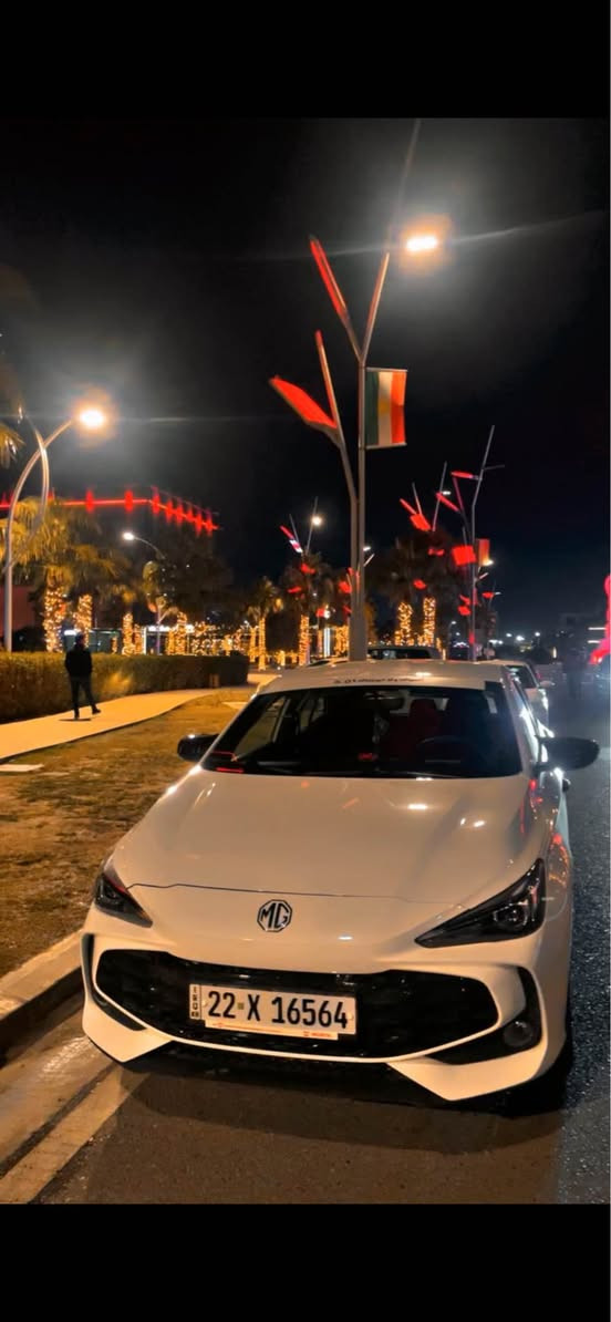 سيارتي 🚘 MG3 موديل2025 
( رقم اربيل )بي بطاقه بانزين هم 
‎المحرك 1500 تنفس طبيعي 
‎كير اوتماتيك 
‎شاشة  كار بلي واندرويد 
كامره خلفية
تحكم ستيرن جهتين 
لايت + بك لايت Led
‎حساسات خلفيه
حساس ضغط اطارات
السعر 110 
مكان سياره كركوك 
اتصال [*********** كركوك, العراق
