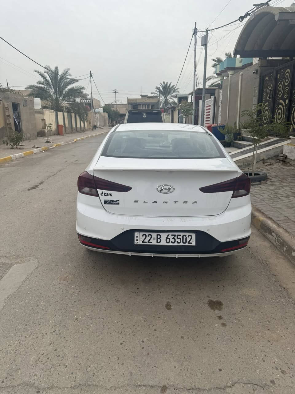 سلام عليكم 
النترا 2020 خليجي فل مواصفات محرك 2000 دوش كير اي تي سيارة جاهزة رقم اربيل بأسمي صدر تايرات جددد محرك لا تبخير ولا تنقيص وبيهة صبغ وبارد موجودات بل سونار 
سعرر 127 وبيهة مجال 
مكاني صويرة قرب بسماية
***********
