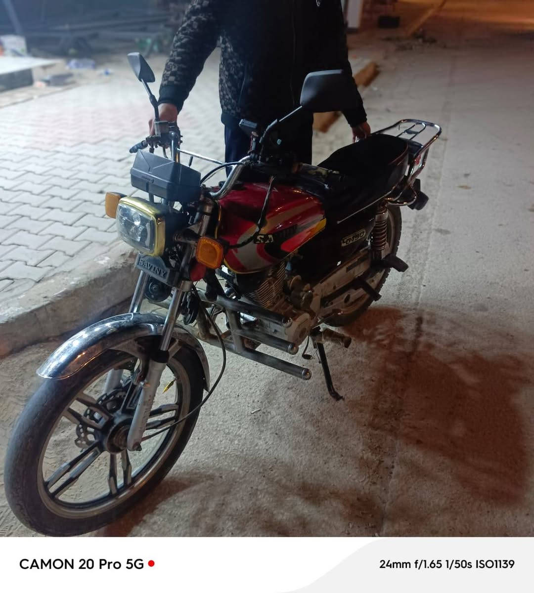 سلام عليكم ورحمة الله  ايراني 2022 بعدها جديده محركها مالعوب بي بلاد دراجه نضيفه اوراق منفيس مكاني رمادي شارع 60 

 ***********
