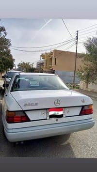 مرسيدس E300 للبيع رقم كركوك   محرك 3000 بطه   موديل 88 محدثه للموديل 9...