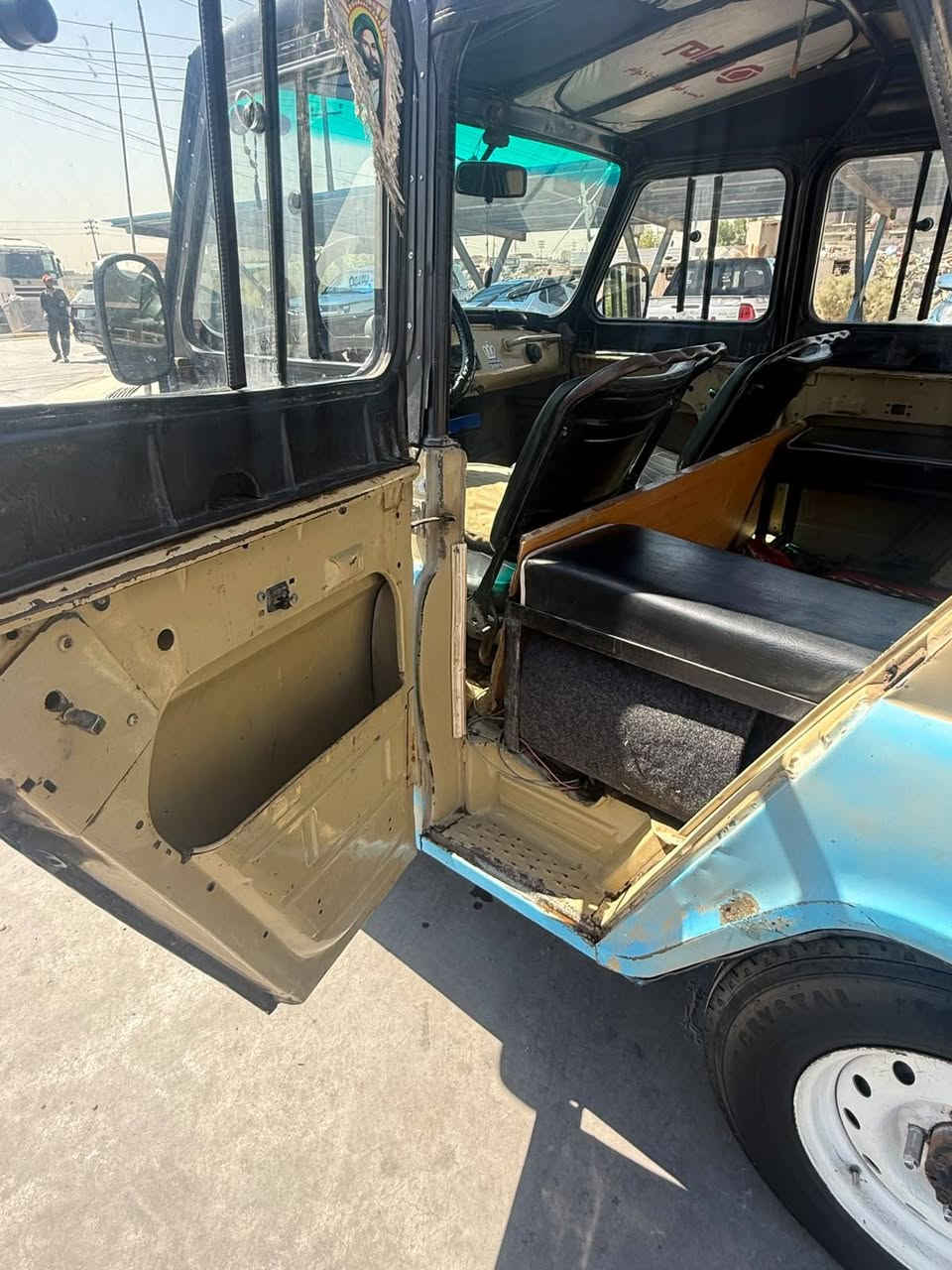 سلام عليكم اخوان واز لبيع كفاله رقم بغداد تحويل ثاني يوم مكلف بل نشر الرقم صاحب السياره ***********/***********
