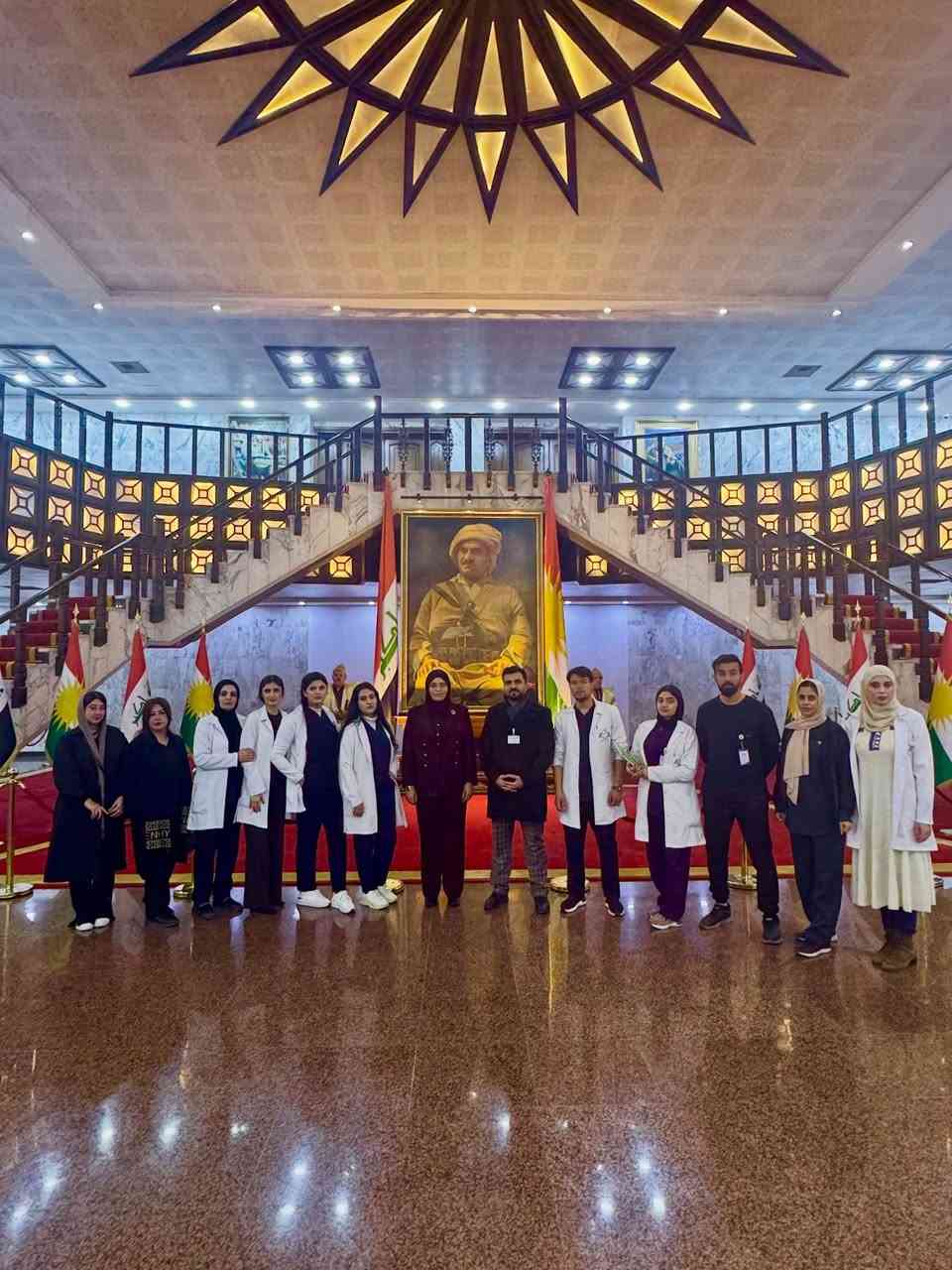 پەیمانگەی تەکنیکی پیشەیی CMC — شوێنی دروستکردنی داهاتووی سەرکەوتن

پەیمانگەی تەکنیکی پیشەیی CMC هەمیشە بەردەوامە لە کارکردن بۆ پێشکەشکردنی فێرکارییە کوالێتی بەرزەکان، بە ڕێکخستنێکی زانستی و پەروەردەیی پێشکەوتوو.

ئێمە گرنگی تایبەت دەدەین بە پەرەپێدانی تواناکانی قوتابیان و خوێندکارانمان، و دروستکردنی ژینگەیەکی فێرکاری کارا، کە تێیدا زانست و پراکتیکی دەگۆڕدرێن بە ئەزموونی ڕاستەقینە و سەرکەوتن.

لە چوارچێوەی ئەم هەوڵانەدا، ئەمڕۆ ڕۆژی ٢٦/١/٢٠٢٦،
قوتابیانی قۆناغی دووەم ـ بەشی پەرستاری / فریاگوزاری سەرەتایی ـ
چالاکییەکی تەندروستیان ئەنجامدا لە دیوانی پەرلەمانی کوردستان، کە تێیدا پشکنینی فشاری خوێن و شەکری خوێن بۆ فەرمانبەرانی پەرلەمان ئەنجام درا.

ئەم جۆرە چالاکییانە بەشێکن لە پلانی فێرکاری پراکتیکی CMC بۆ ئامادەکردنی خوێندکاران بۆ بازاڕی کار و خزمەتکردنی کۆمەڵگا.

☎️ ژمارەی تەلەفۆن؛
***********
***********
📍ناونیشان: شەقامی ٤٠ مەتری، بەرامبەر پارکی سامی عبدولرەحمان.
