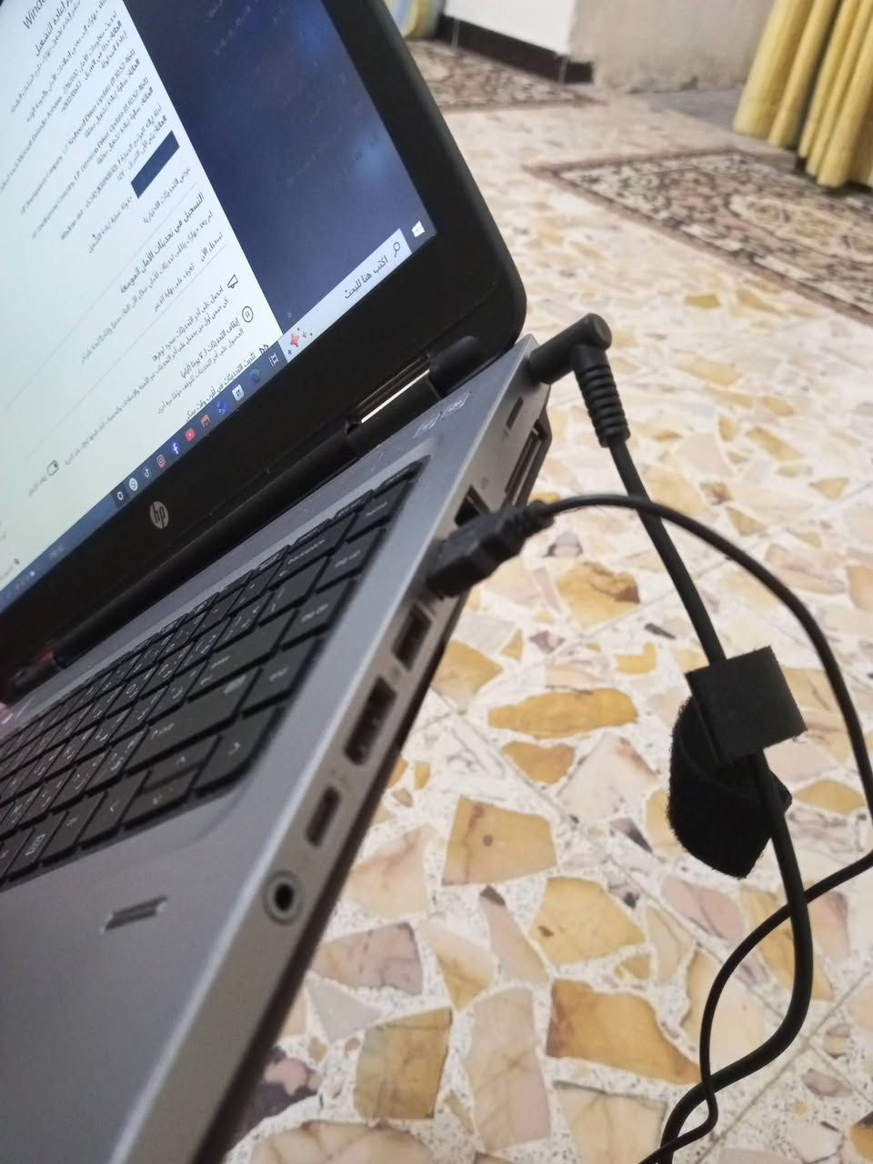 ✅️اسم الموديل HP ProBook G3
✅️معالج core i5 من الجيل السابع
✅️هارد SSD 256 كيكا
✅كرت شاشة داخلي 4 كيكا
✅️الذاكرة العشوائية للرام 8 كيكا
✅️شاشة 14.1 انج 
✅️كامرة 
✅️وايفاي 
✅️ كيبورد عربي انكليزي
✅️ عدد 2. usb
✅️منفذ lan
✅️منفد display port 
✅ منفذ تايب سي 

اللابتوب مناسب للأستخدام المكتبي والبحوث والطباعة والتصفح وبرامج الكاشير والمحاسبة و البرامج الهندسية
 
منصب بنظام وندوز 10 وبرامج الاوفس كاملة والمتصفحات واليوتيوب وباقي البرامج الخدمية 

Brand: HP ProBook 640 G3
CPU: Core i5 7200U
SSD : 256 GB
Ram: 8 GB
Monitor:14.1
Price:210,000 IQD


**إذا كنت صاحب هذا الإعلان وتريد حذفه لأي سبب، رجاءا أرسل رسالة إلى الدعم الفني**